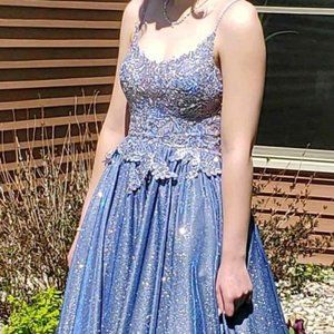 PROM DRESS- JVN by Jovani